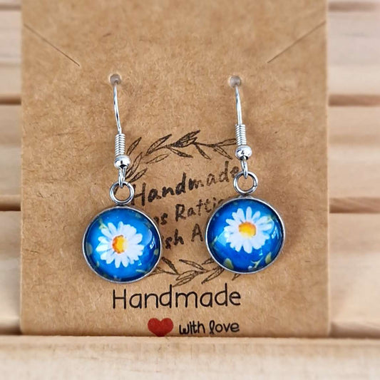 Irish daisy fine art jewellery. glass pendant and earrings