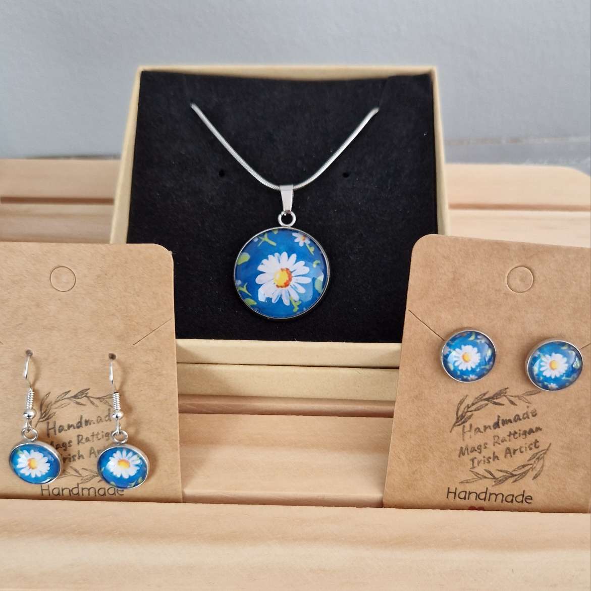 Irish daisy fine art jewellery. glass pendant and earrings