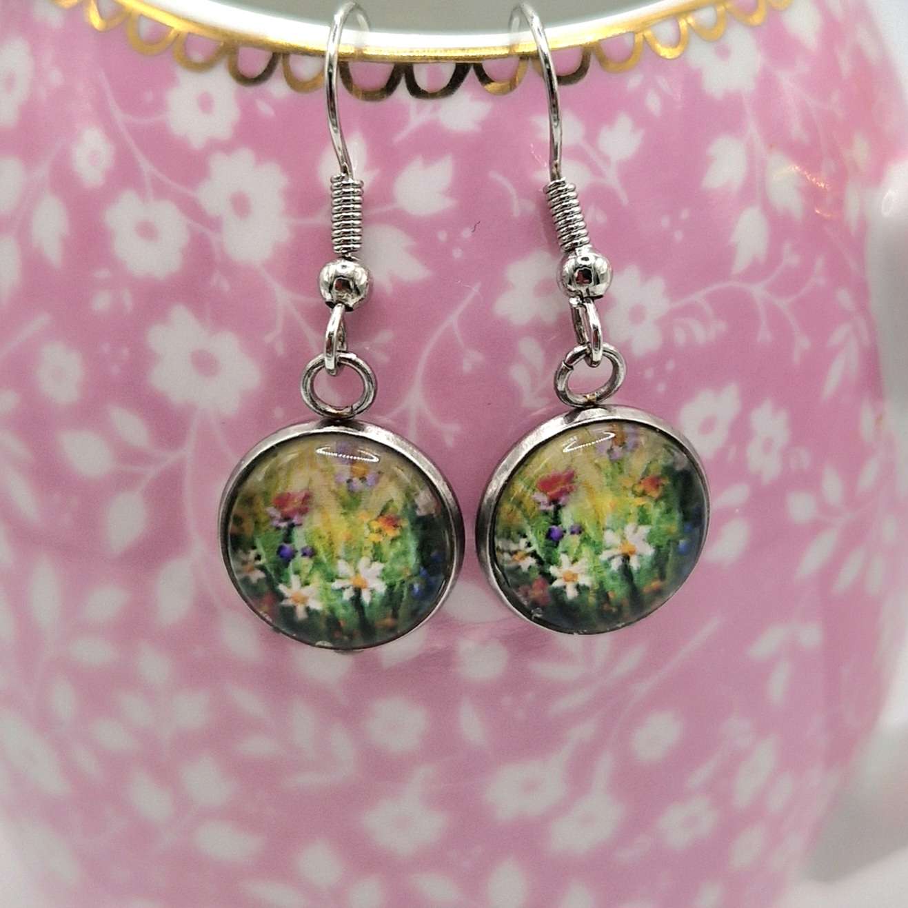 Fine art, green garden drop Earring.