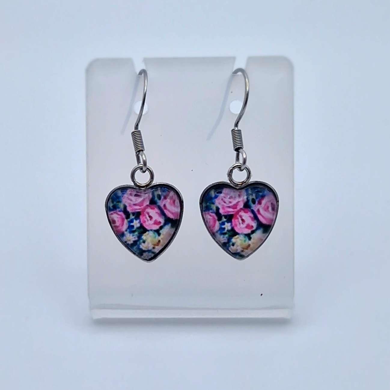 "pink roses and daisy love" Heart shaped glass Art Earrings.