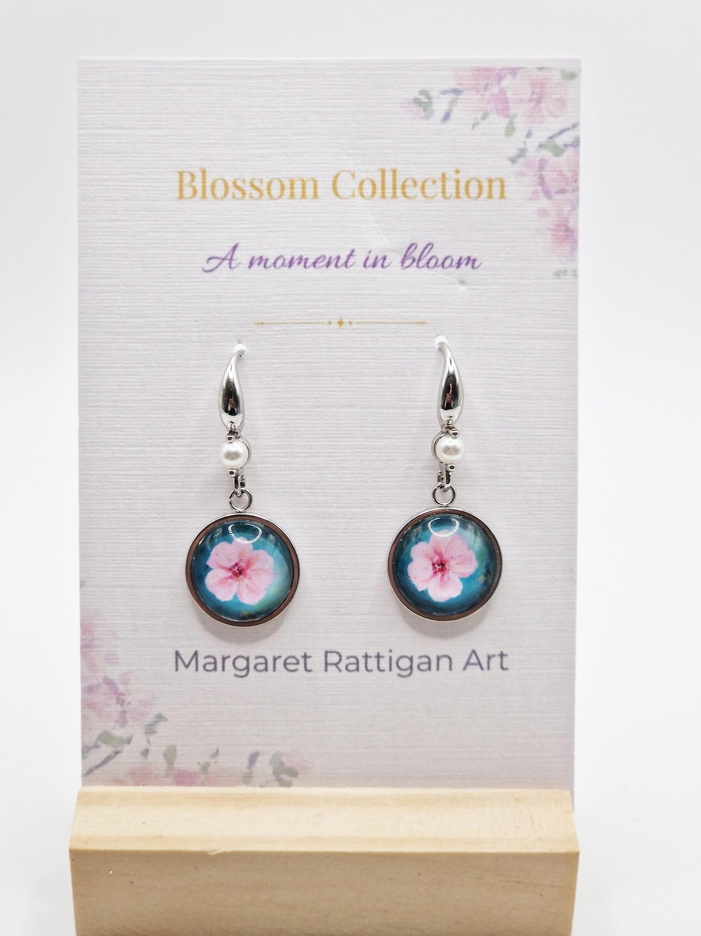 Spring Blossom Gold Tone Teardrop Pendant & Oval Earring Set