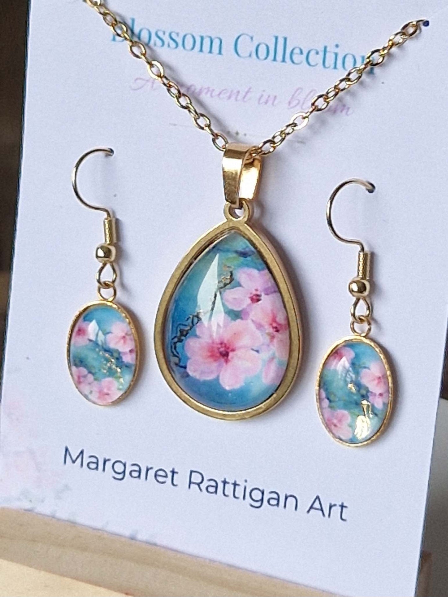 Spring Blossom Gold Tone Teardrop Pendant & Oval Earring Set