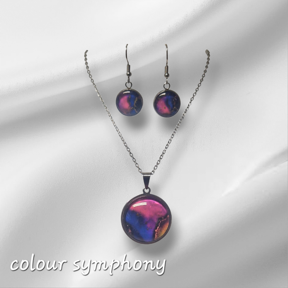 Colour Symphony Earrings and Pendant set